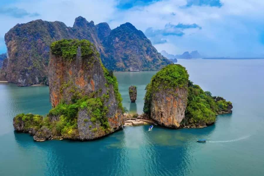 Phuket: James Bond 5 Islands Speedboat Tour with Lunch - Hong Island by canoe