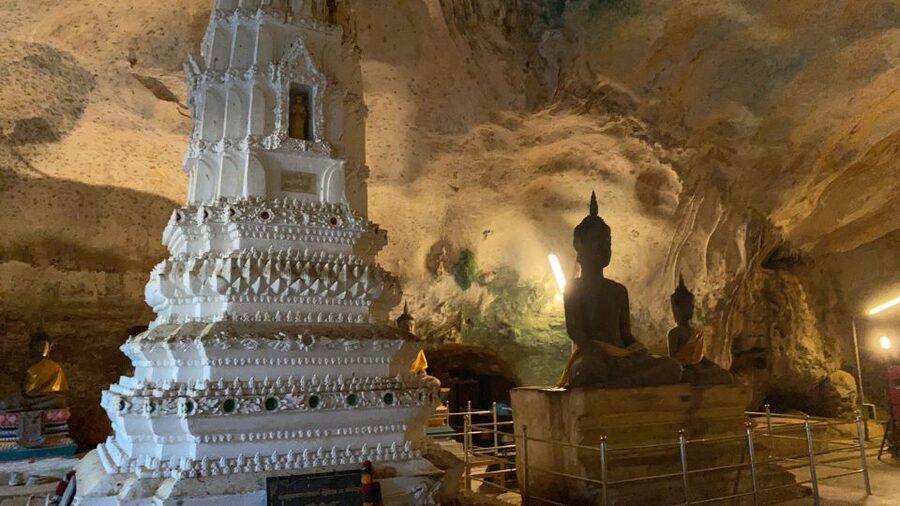 Phuket: James Bond Island by Longtail Boat Small Group Tour - Koh Panyi, the stop that may surprise you