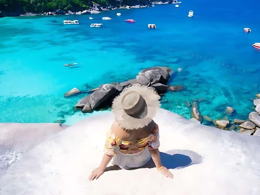 Phuket/Khao Lak: Similan Islands by Speedboat - Koh Miang and the first taste of island scenery