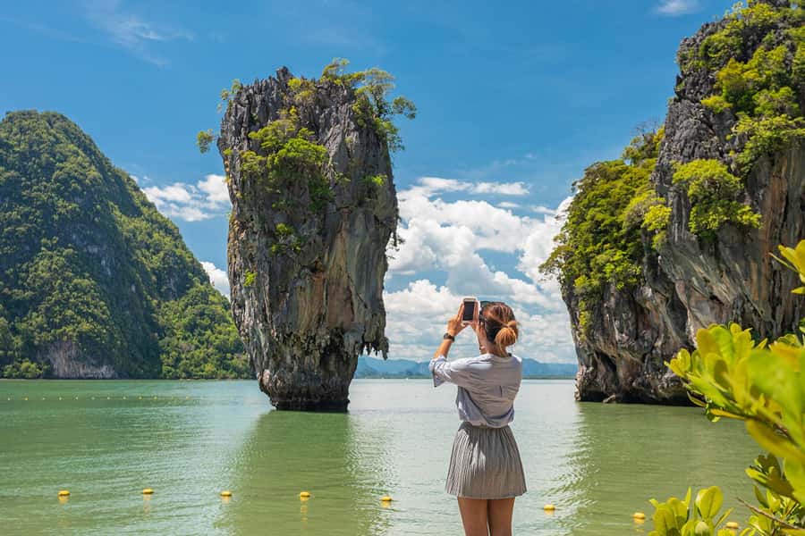 Phuket: Lazy Khao Phing Kan & Yao Islands Speedboat Day Tour - Leam-Haad and Dragon Spine Beach
