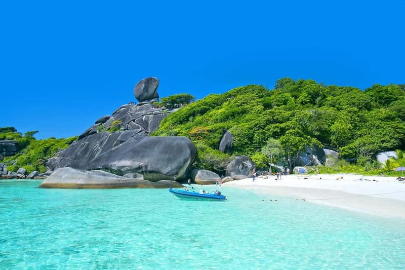 Phuket : Lazy Similan Islands by Catamaran with lunch - Why the 10:30 start makes a difference