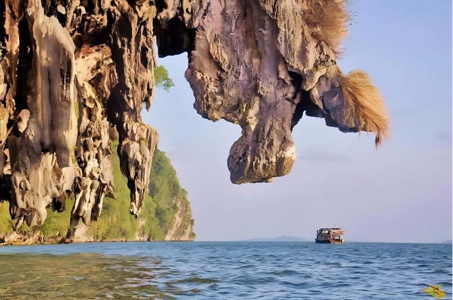 Phuket: Phang Nga,Hong & James Bond Islands by Big Boat - Starting from Karon or Patong
