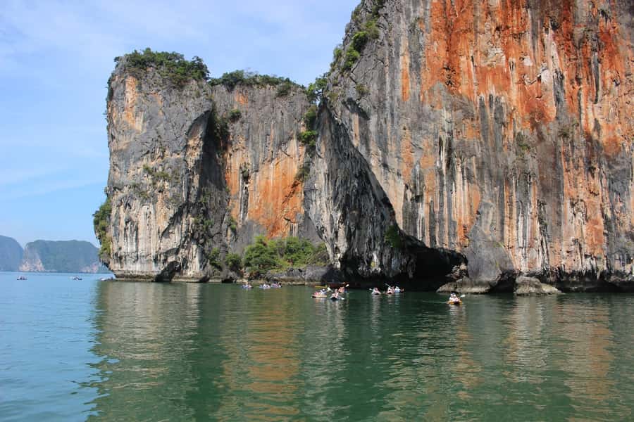 Phuket: Phi Phi & James Bond Island Combo Day Tour w/Lunch - The long speedboat run to Phang Nga Bay