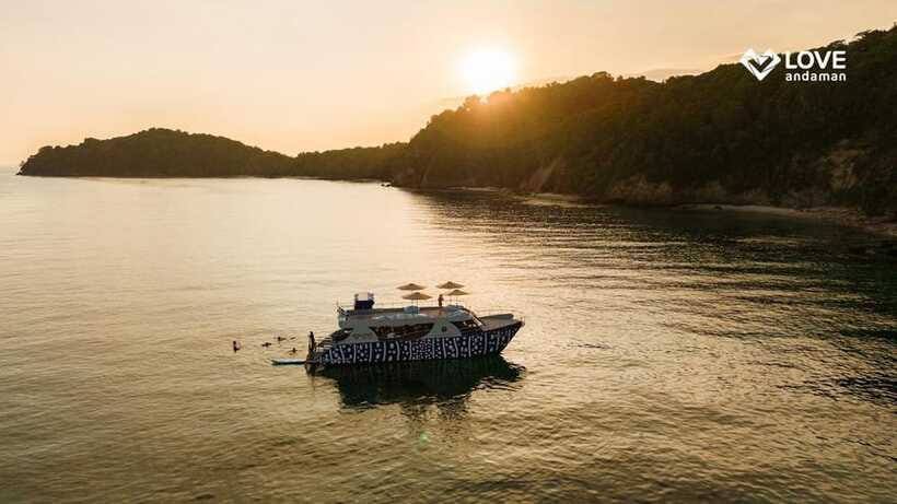 Phuket: Phi Phi Maiton Island Sunset Premium Catamaran Tour - Maya Bay, famous but tightly managed