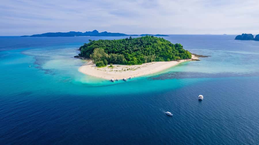 Phuket: Phi Phi Maya Bamboo Island By Speed Catamaran - Royal Phuket Marina sets the tone