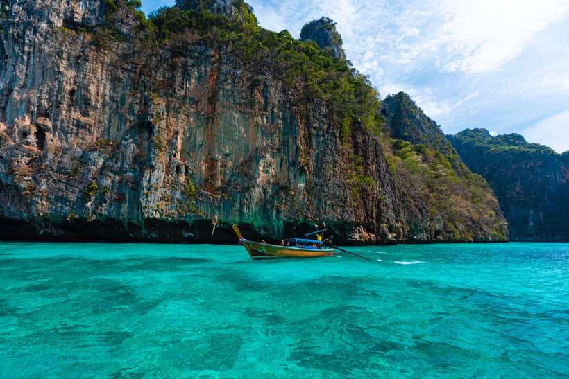 Phuket: PhiPhi, Maya Bay & Khai Island Day Tour with Lunch - The one-hour speedboat ride