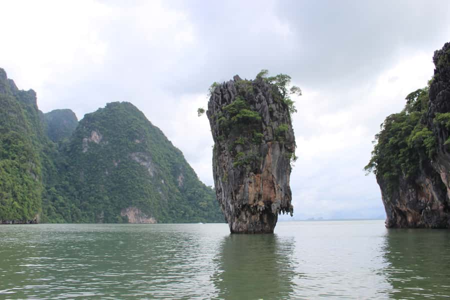 Phuket: Private Boat Charter to James Bond Island - Swimming at Naka Island or Rang Island