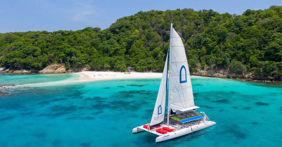 Phuket: Racha and Coral Island Catamaran Tour with Lunch - Language and group balance deserve careful thought