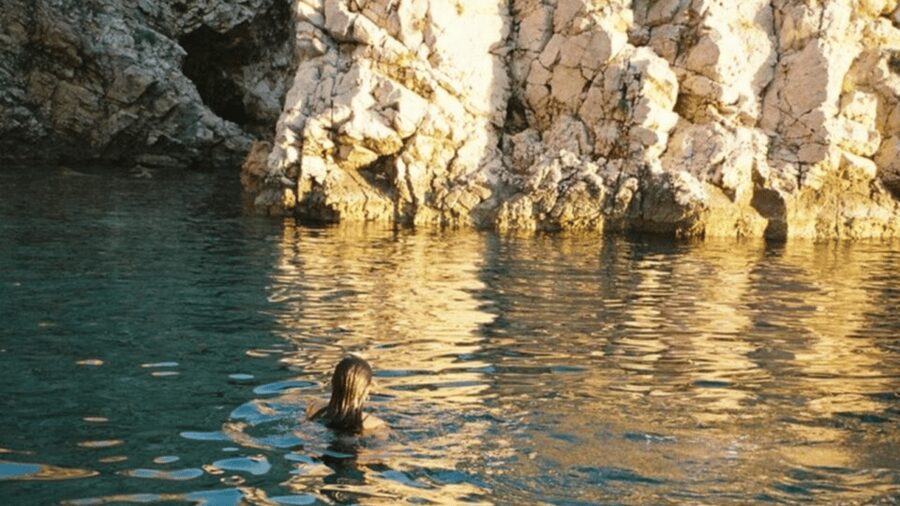 Plavnik Island: A shared half day boat tour - The 45-minute cruise from Punat