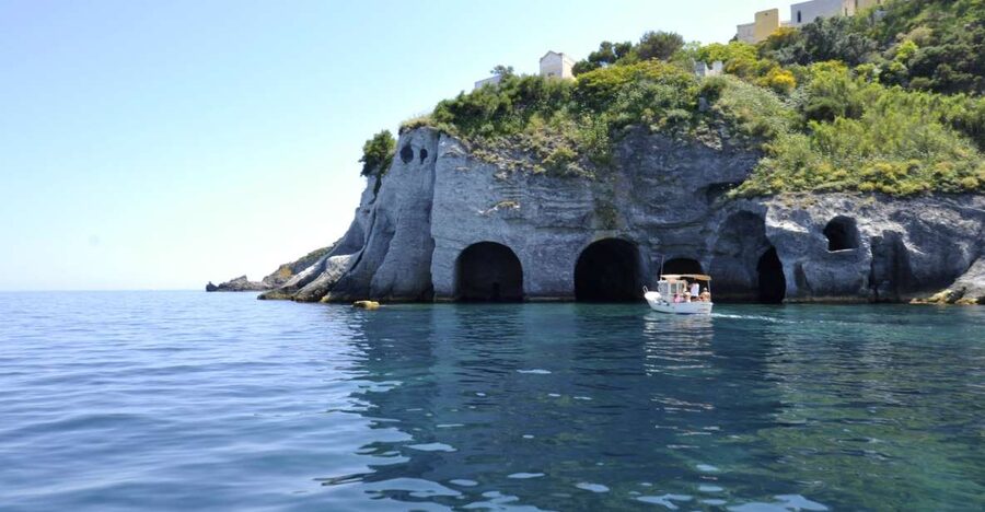 Ponza Island 5-Hour Boat Tour - Key points at a glance