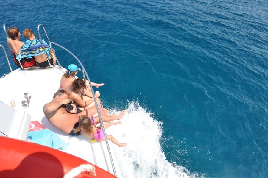 Ponza Island 5-Hour Boat Tour - Why seeing Ponza by boat makes sense