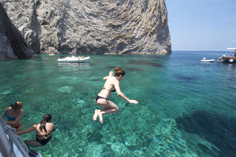 Ponza Island: Day Trip from Anzio with 5 Hour Boat Excursion - Lunch prepared by the captain