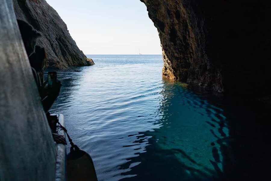 Ponza: Palmarola & Ponza Island Cruise with Swimming & Lunch - Who will enjoy this outing most