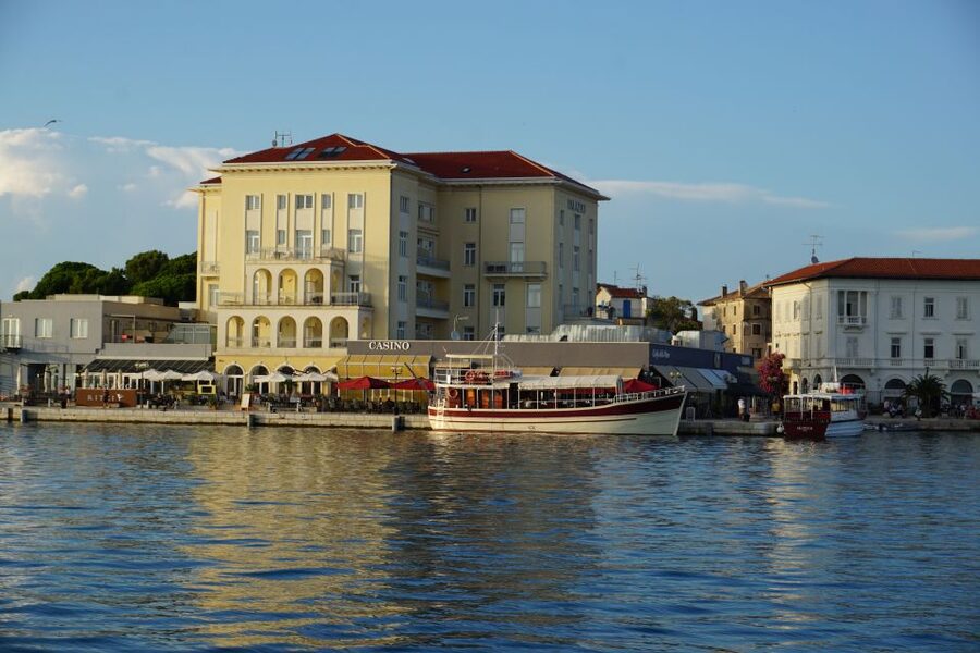 Poreč: Panoramic Morning Cruise Among 20 Islands with Drinks - Dolphins are possible, not promised