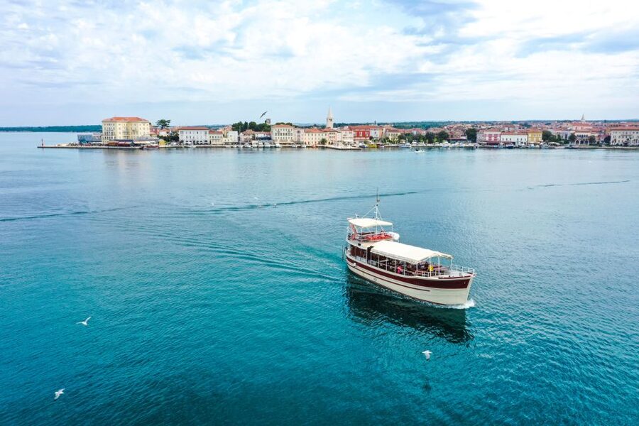 Poreč: Panoramic Morning Cruise Among 20 Islands with Drinks - What the return to Poreč adds