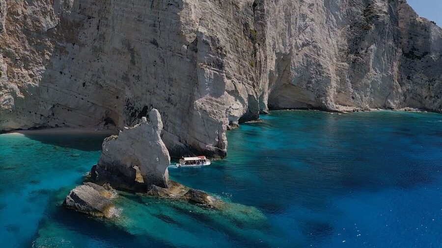 Porto Vromi: Cruise to Navagio, Turtle island & Keri Caves - Plakaki beach and the Myzithres view