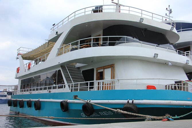 Princes' Islands Cruise with Lunch and Transfer Full-Day Tour - Kınalıada: a short first taste