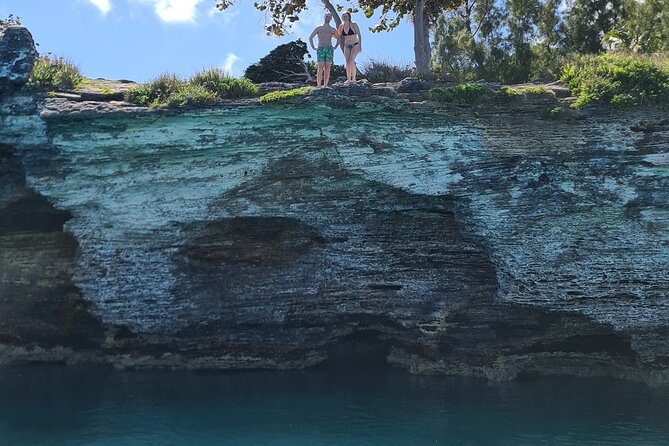 Private Bermuda Boat Charter Cliff Jumping, Islands & Sightseeing - Sightseeing through Bermuda’s islands and bays