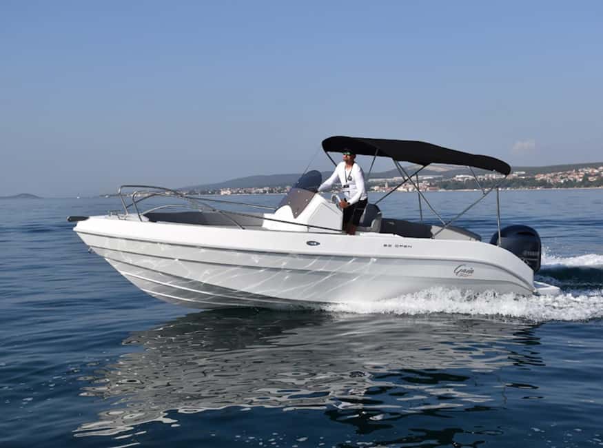 Private Blue Lagoon & 3 Islands Tour from Split - A five-hour taste of the Dalmatian coast