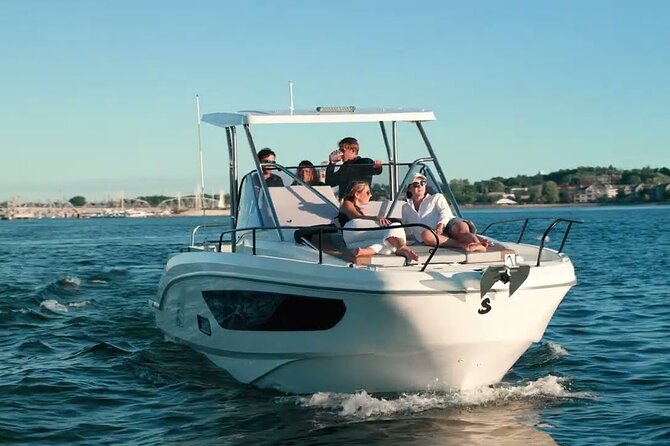 Private Boat Excursion to Aegina and Moni Islands from Athens - Should you book the Aegina and Moni cruise?