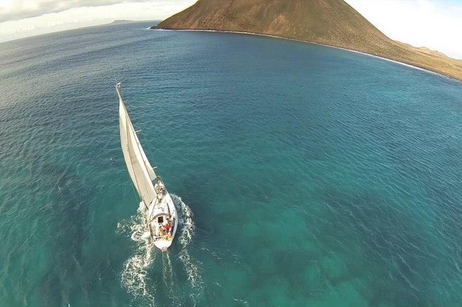 Private Boat Tour to Lobos Island from Corralejo - Leaving Corralejo for Lobos Island