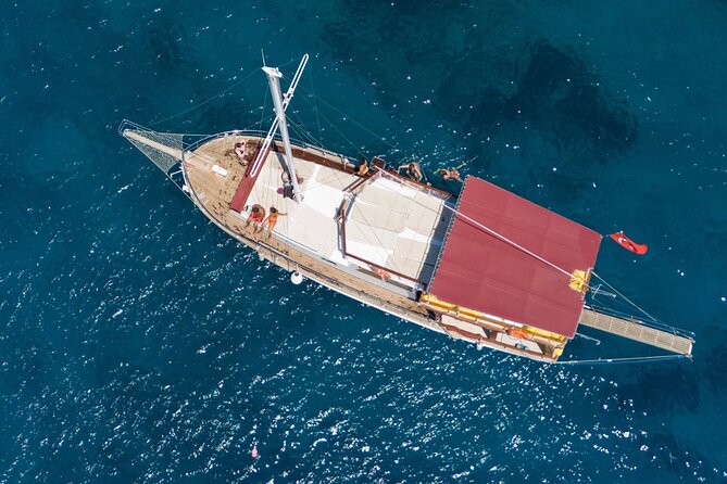 Private Boat Trip with lunch & island stops - Four Bays, Clear Water, and Time to Swim