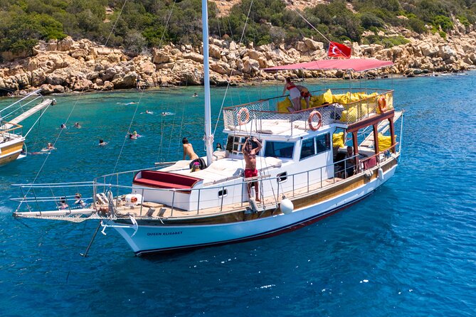 Private Boat Trip with lunch & island stops - Why the Private Format Matters for Families and Friends