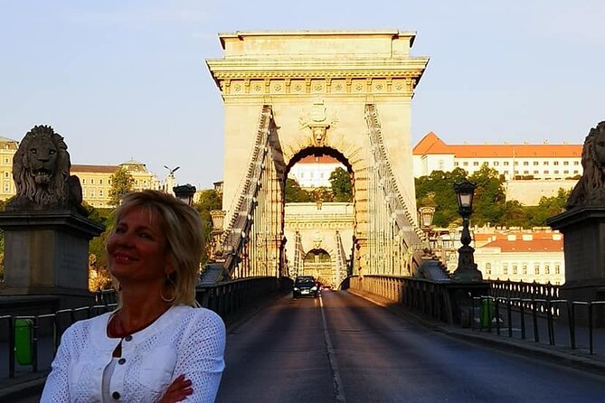 Private Buda Castle walking tour & Danube river cruise with Margaret Island stop - Margaret Island, with a seasonal limit