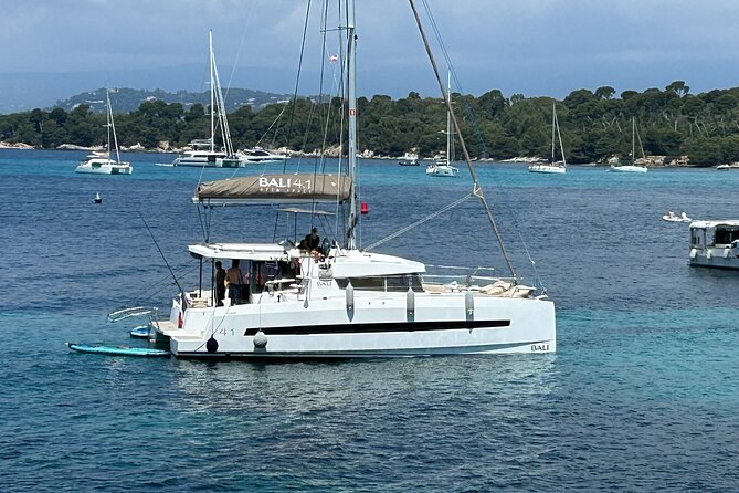 Private catamaran cruise, Lérins Islands, Antibes , Cannes - Key points at a glance