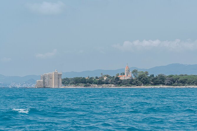 Private cruise to Cap d'Antibes and the Lérins Islands by sailboat - Is $1,318.35 good value for a private boat?
