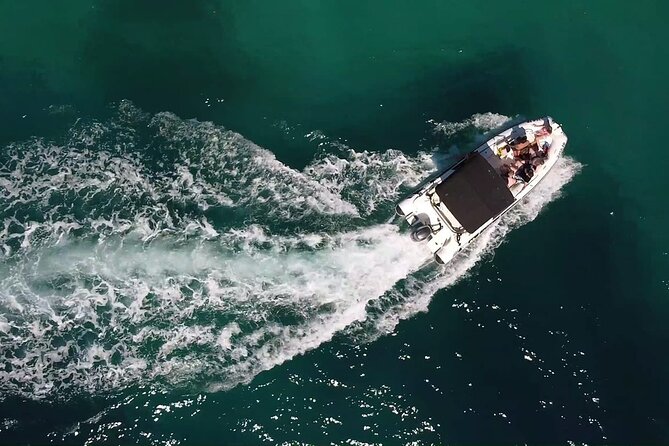 Private Half Day Speedboat tour to Zadar's Nearby Islands - Ošljak offers an easy first island stop