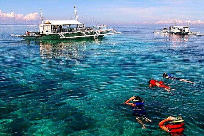 Private Island Hopping in Nasuluan, Hiltotongan and Caohngan - Nalusuan Island: your first serious water stop