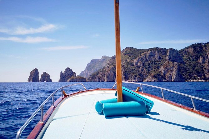Private Island of Capri Boat Tour for Couples - The skipper can shape the whole outing