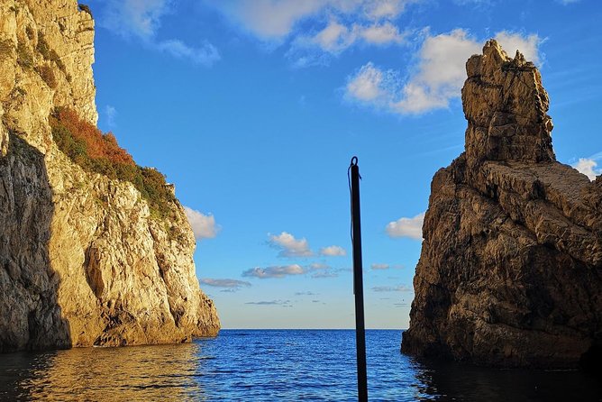 Private Island of Capri by Boat - Choosing two hours or three