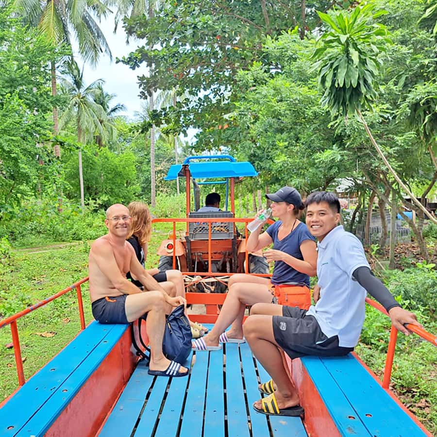 PRIVATE KOH SAMUI TOURS - SECRET ISLANDS BOAT TRIP - Snorkeling near Koh Tan