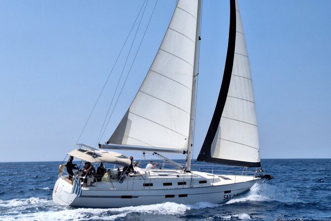 Private Luxury Sailing Trips to Dia Island - Who will enjoy this six-hour outing most?
