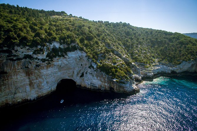 Private Skippered cruise from Corfu to Paxos/Antipaxos islands - Why this private Corfu cruise works so well