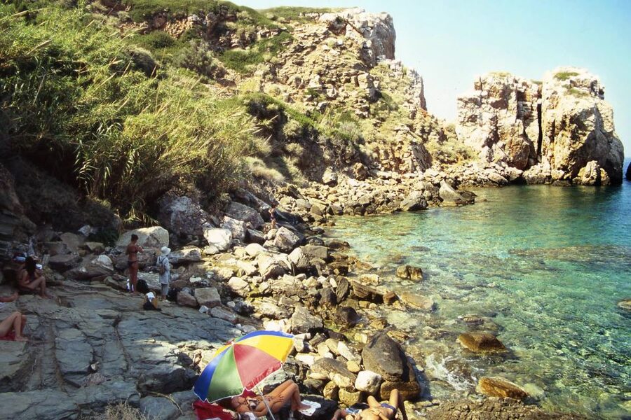 Private Speedboat Cruise to the South Coast of Sifnos Island - Chryssopigi and the split rock