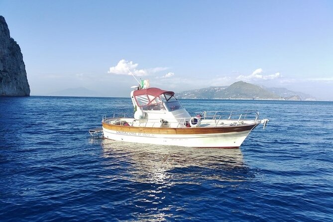 Private Tour of the Island of Capri by Boat and Visit to the Caves - The lighthouse and the southern coast