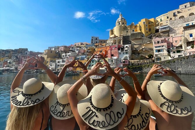 Procida Island Tour by Boat 2h 15m with Swimming and Underwater Photos - Key points to know before you book