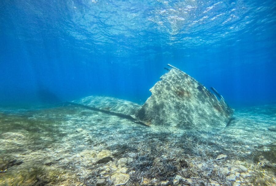 Proti Island: Snorkeling Boat Tour - Proti Island from Marathopolis