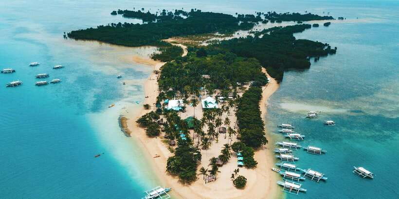 Puerto Princesa: Honda Bay Island Hopping & Optional Massage - The guides and boat crew matter here