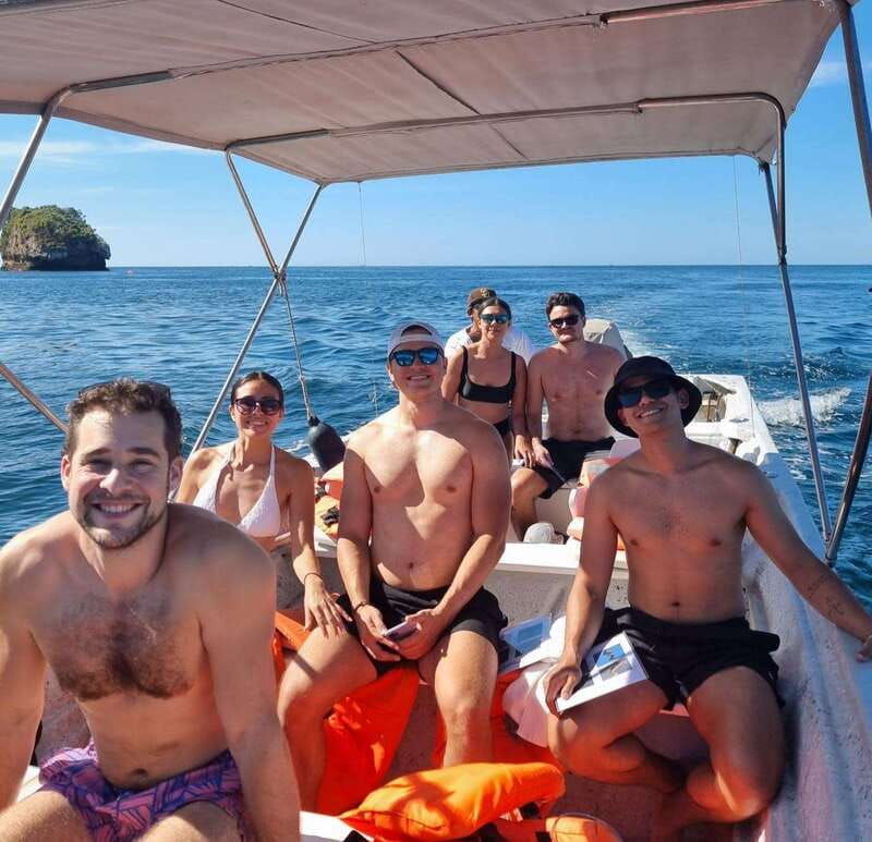 Puerto Vallarta: Los Arcos Islands Boat Tour and Snorkeling - Why the three-hour schedule works