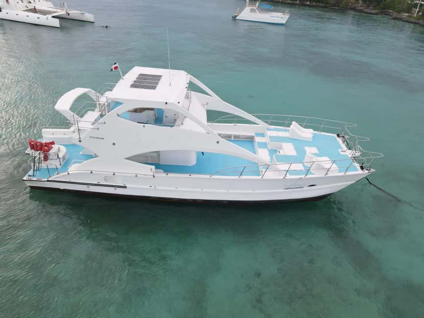 Punta Cana: Exclusive Private Catamaran Tour to Saona Island – VIP Service - What private really means on this catamaran