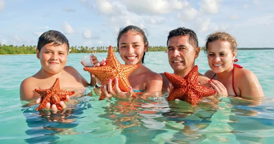 Punta Cana: Saona Island Full-Day All-Inclusive Boat Tour - The natural pool and its starfish stop