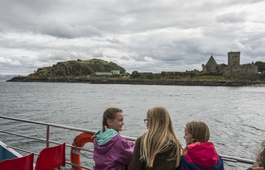 Queensferry: Sightseeing Cruise to Inchcolm Island - Inchcolm Abbey and its medieval rooms