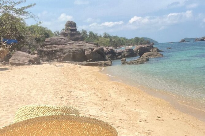 Real snorkel trip by speedboat with small group on Cham island - Guides can make the difference
