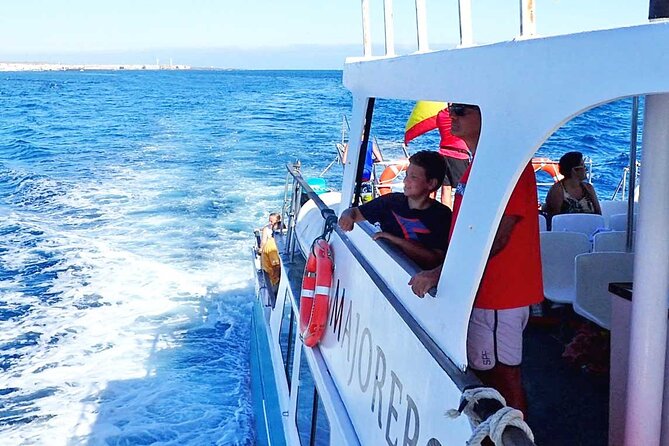 Return Ferry to Lobos Island from Corralejo, Fuerteventura - La Concha and El Puertito are the easiest first stops