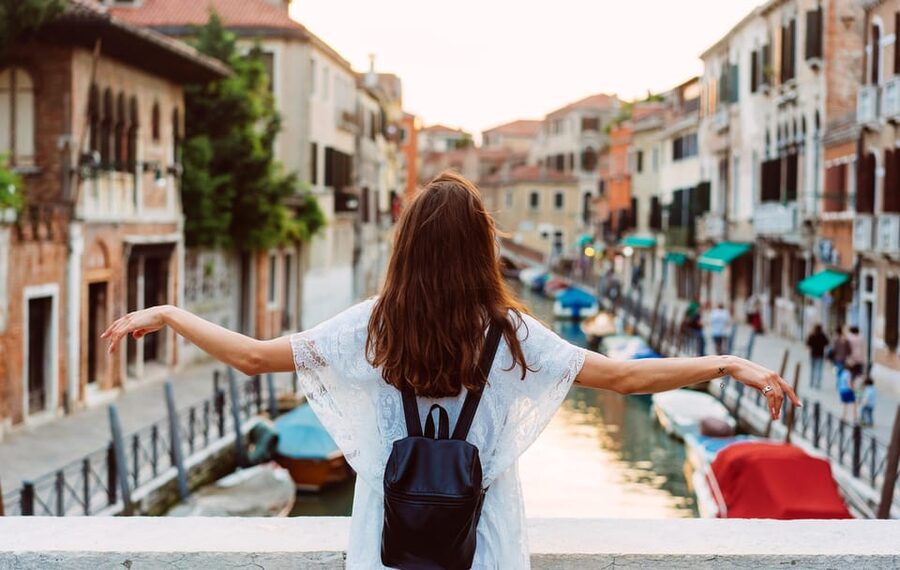 Rome: Venice Day Trip with Islands Cruise and City Walk - Key points to know
