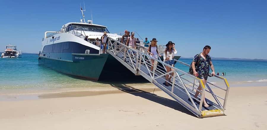 Rosslyn: Great Keppel Island Glass Bottom Boat Tour - A reef day that does not require snorkelling